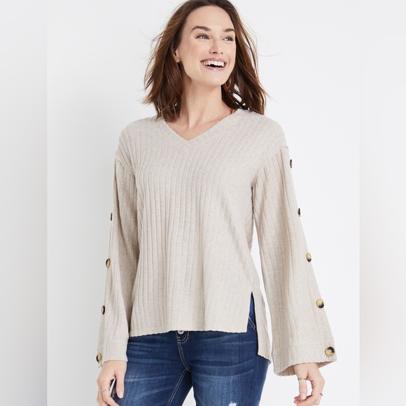 Maurice’s Button Kimono Sleeve Top - Picture 1 of 3